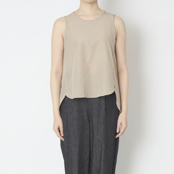 0910/さらさらシルクノースリーブトップ -お手入れ簡単でベーシックな